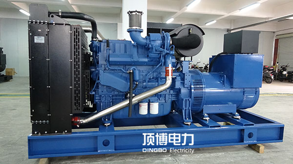 200KW玉柴柴油发电机组（YC6MK350-D30）主要技术参数